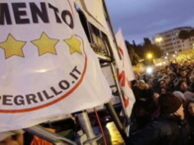 Il conclave dei 57 grillini all’assalto del Campidoglio (Costa Rica a parte)