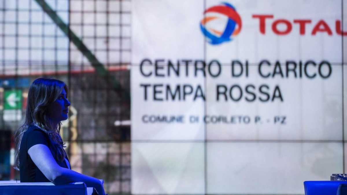 Immagine di Cosa lega il petrolio alla Boschi