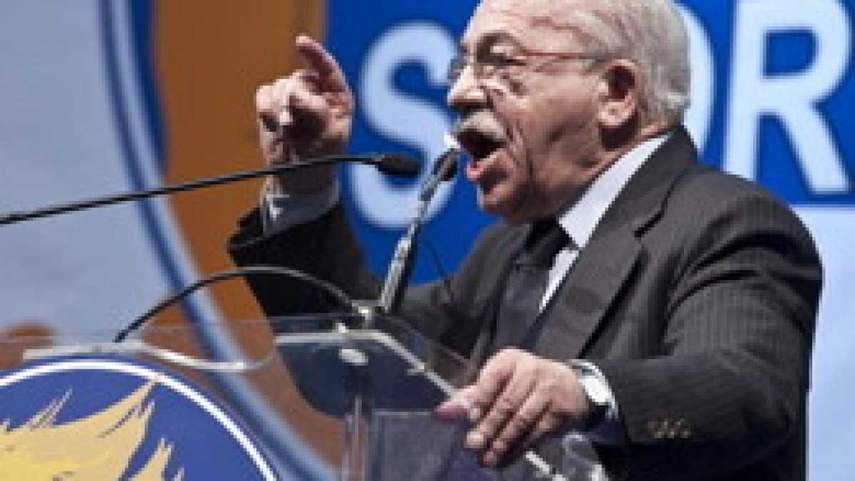Immagine di Epitaffio per il Pecora, con il suo ovile di ferraglia, passioni e aneddoti