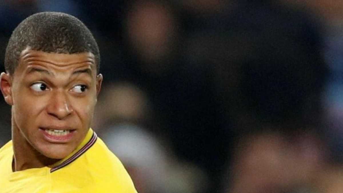 Immagine di Il vertice Ue, la sfida per le intelligenze artificiali e Mbappé. Di cosa parlare stasera a cena