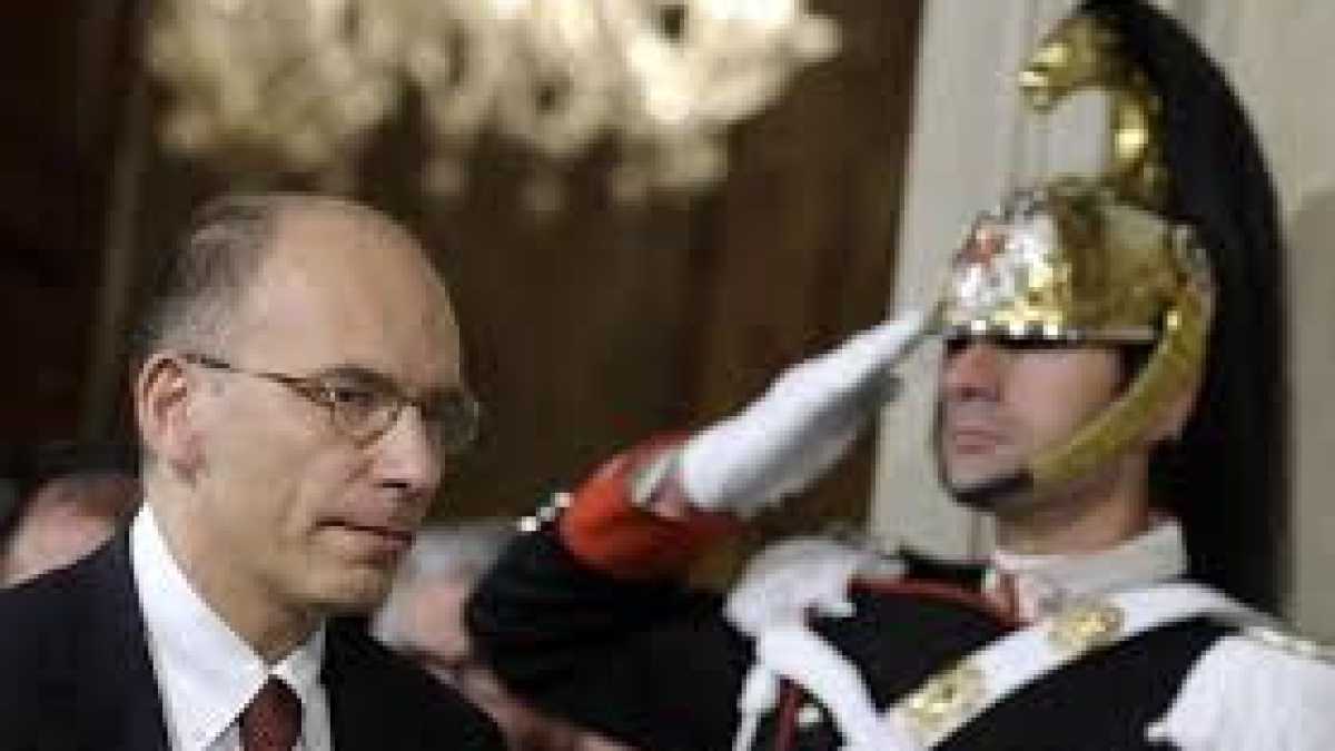 Immagine di Ecco il governo Letta. Napolitano: "Fervida coesione"