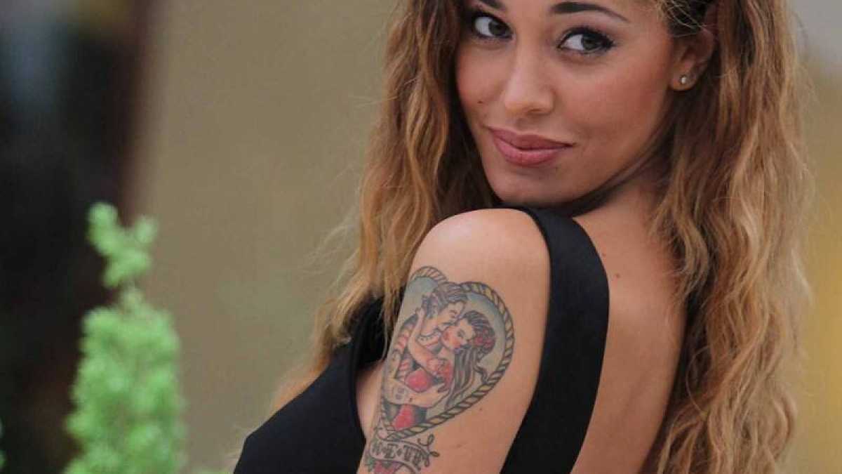 Immagine di Belen, diamoci appuntamento al bar