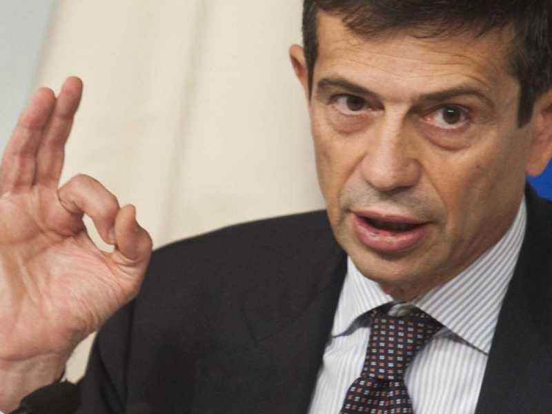 Alitalia, Lupi fiducioso: "Entro pochi giorni e si arriverà ad una soluzione definitiva"