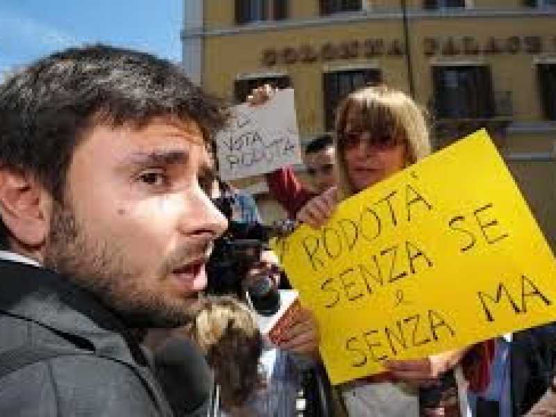 La psicosi da Twitter, il salotto dei salotti che intimidisce i politici