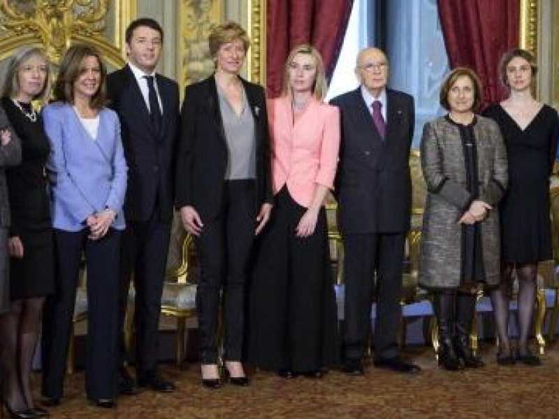 Matteo e le sue ragazze tra rosiconi, oppositori e innamorati