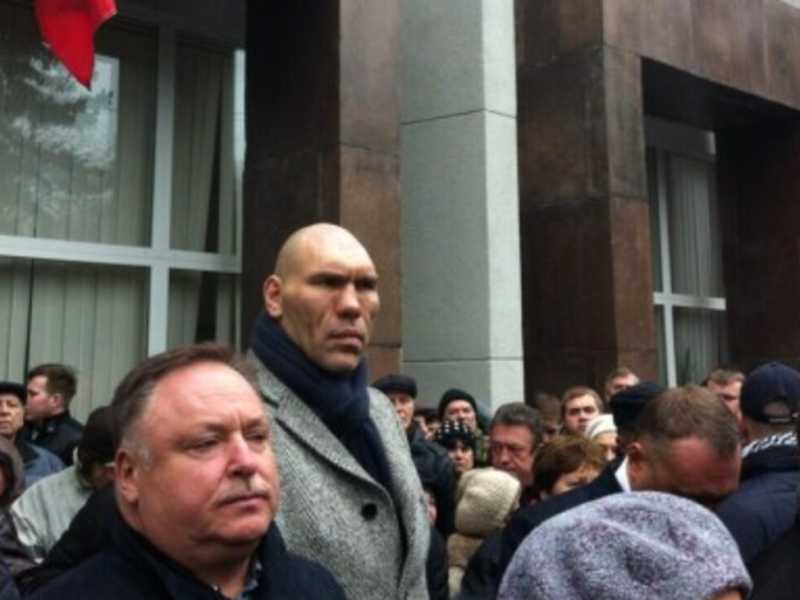 In Crimea comincia una provocazione militare da manuale di Mosca
