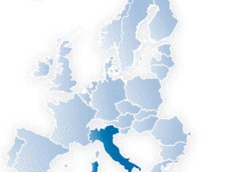 E’ giusto che l’Italia discuta e negozi in Europa.