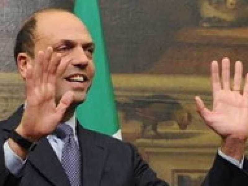 Alfano: "Passi avanti da Letta, ma ancora ci sono nodi da sciogliere"