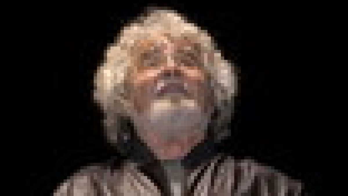Immagine di Grillo al M5s: "Sono io il problema?"