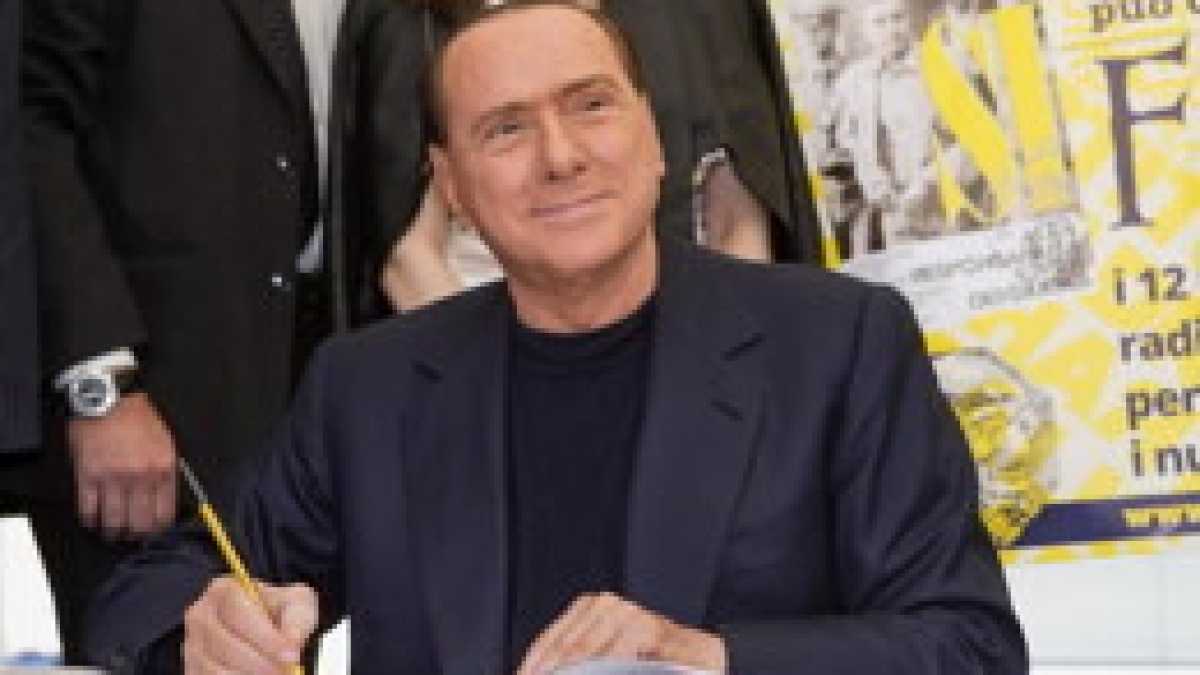 Immagine di Berlusconi nel paese del cinismo