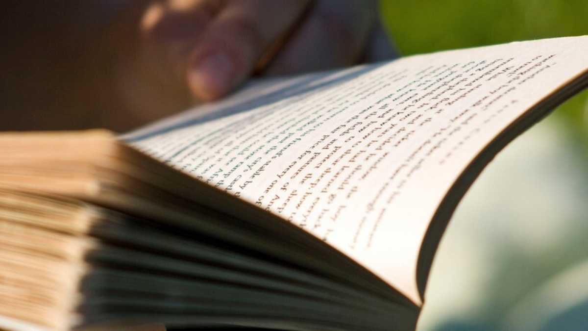 Immagine di Ci voleva un poeta per parlare di bene e di male