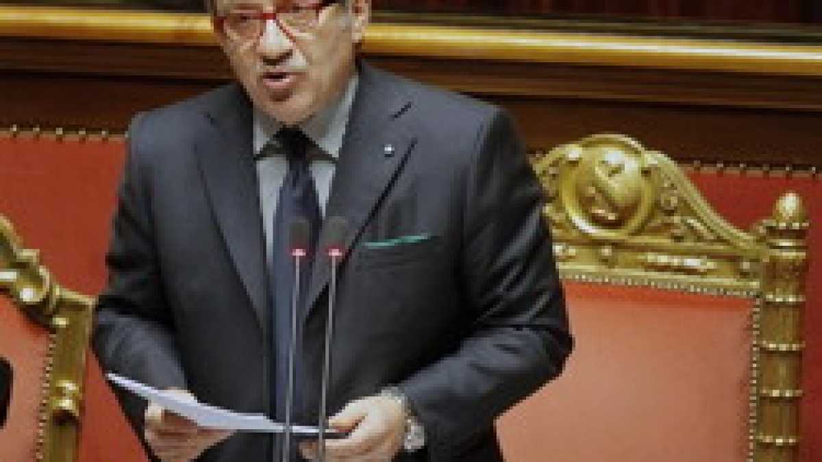 Immagine di Maroni non è Fini, maneggiare con cura