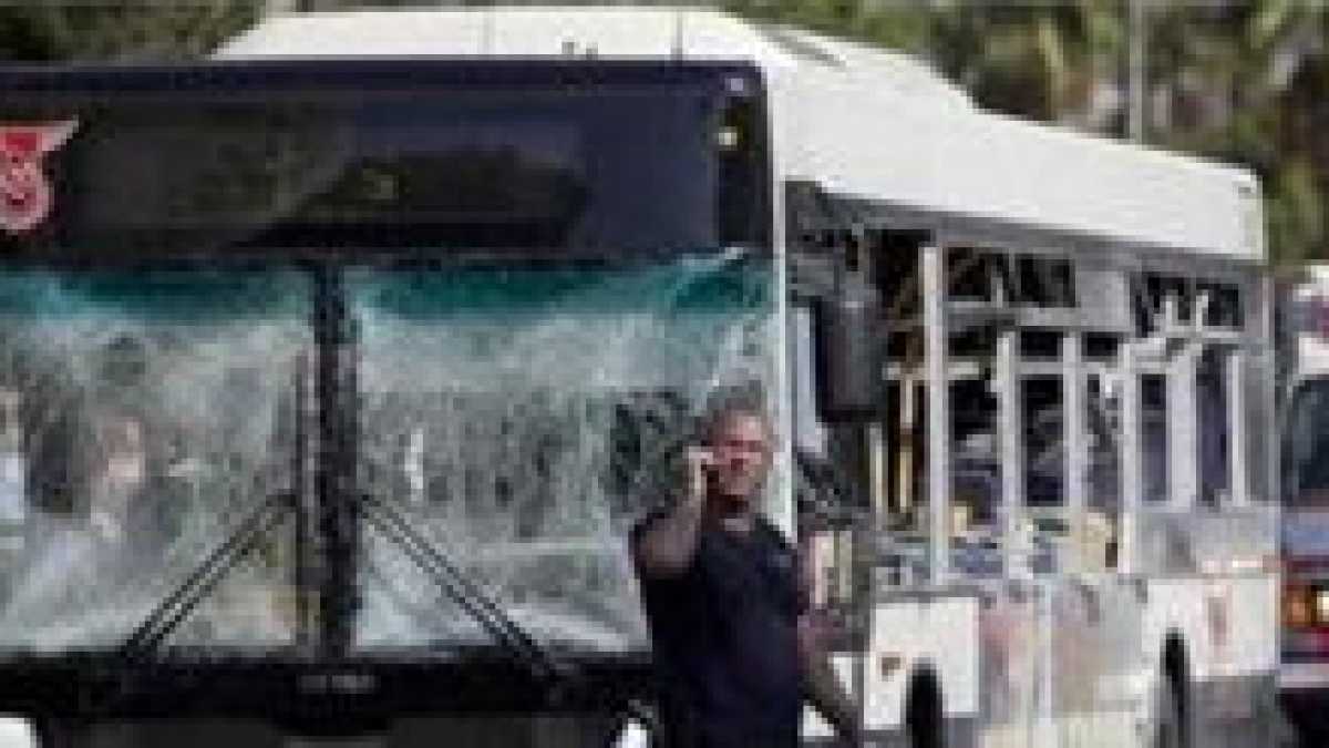Immagine di Esplosione su un autobus a Tel Aviv