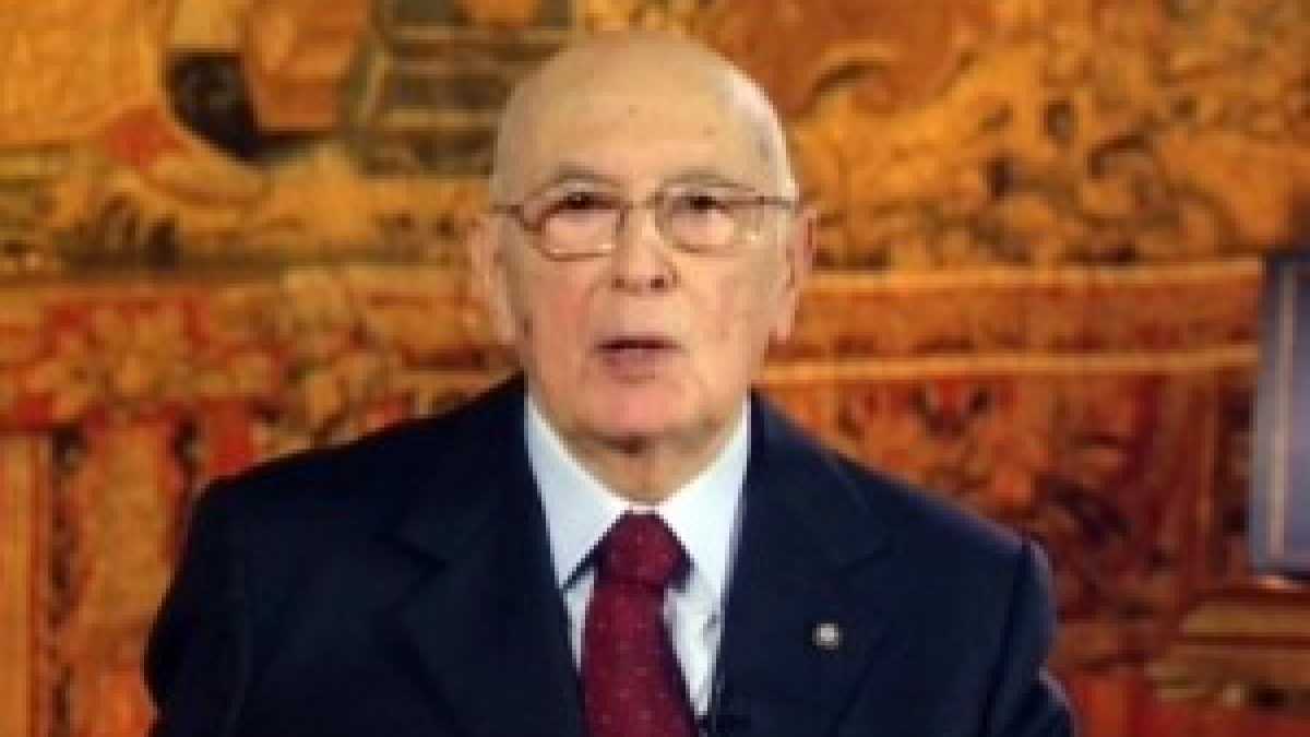 Immagine di Napolitano: "La crisi è una questione sociale"