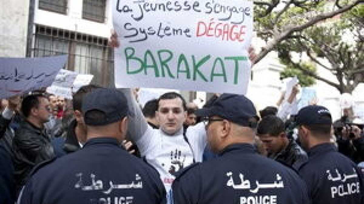 Immagine di Si chiama Barakat il partito che in Algeria impensierisce Bouteflika