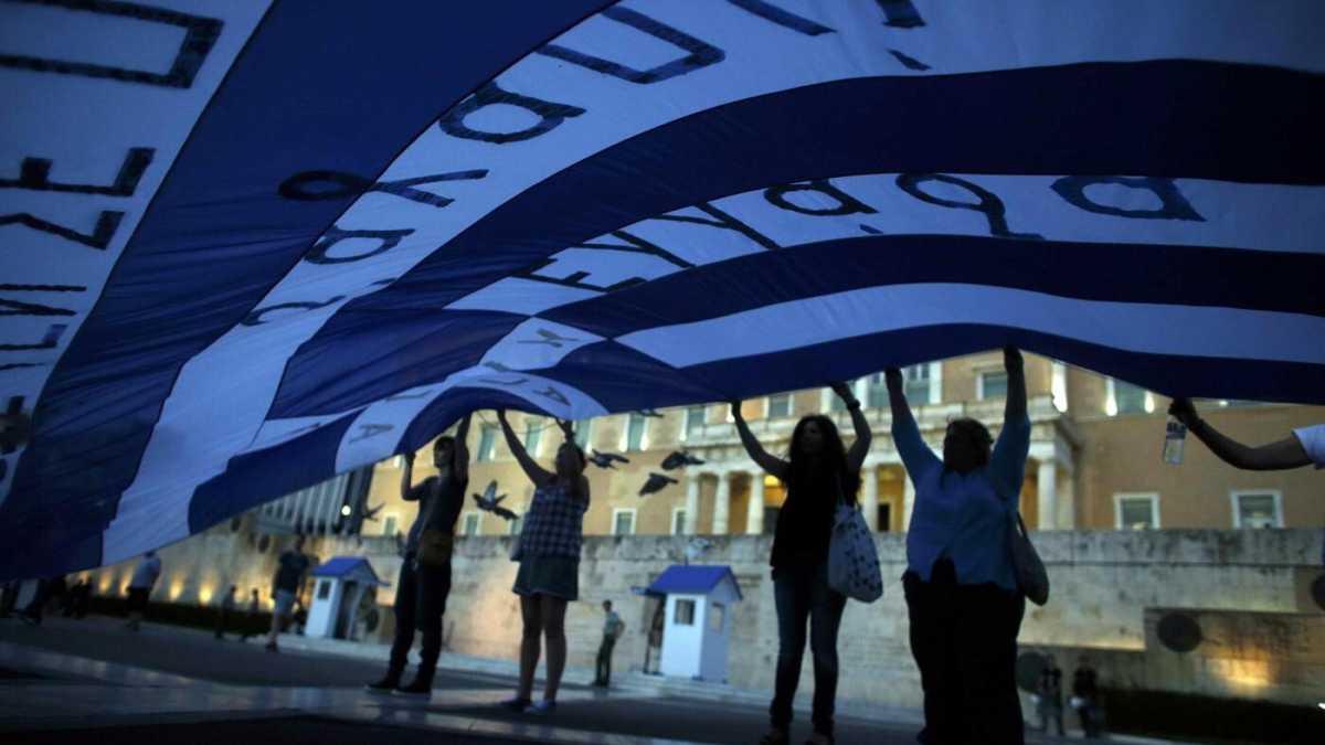 Immagine di Compagni di Grecia. Le riforme vanno avanti ma Tsipras è finito