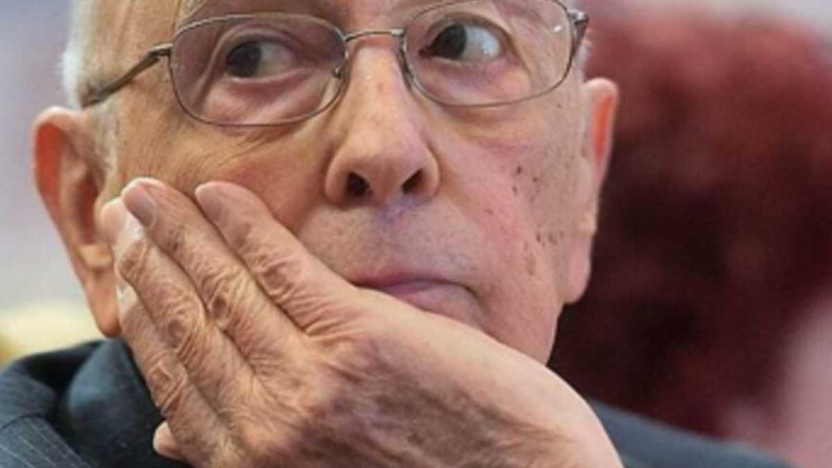 Immagine di Napolitano, il Pd e i suoi asparagi