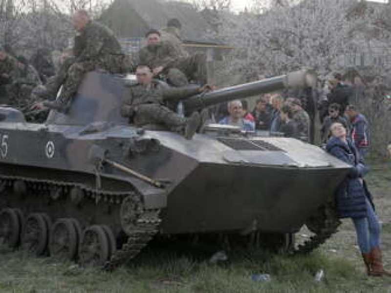 L’armata ucraina non è pronta, la polizia sta con i pro russi