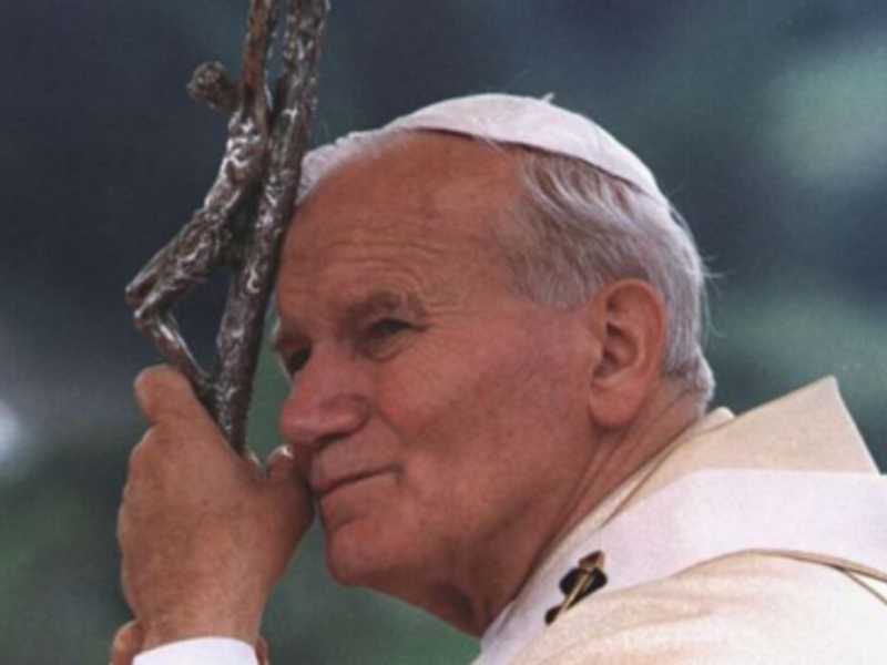 Digiunare per la morte chimica, Wojtyla invocò la guerra
