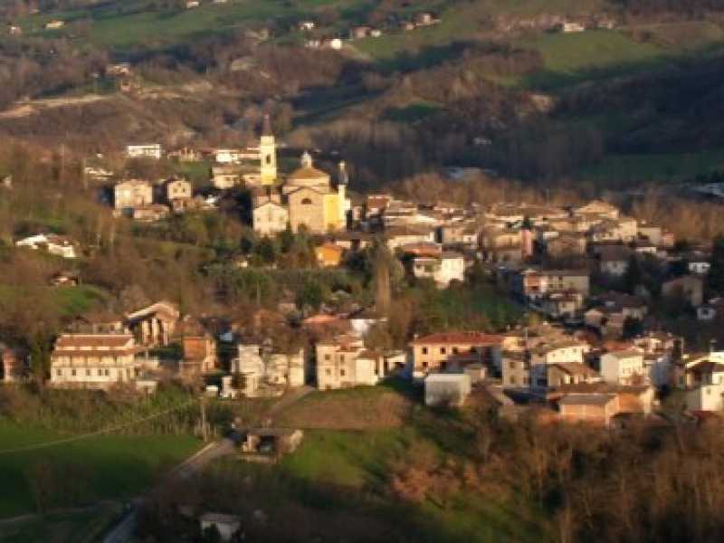 Farsi una villa-chiesetta e salvare la cristianità