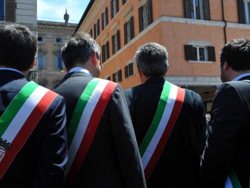 Il penultimatum dei sindaci