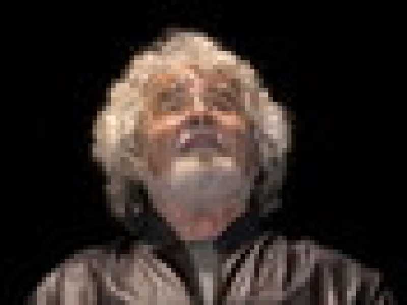 Grillo al M5s: "Sono io il problema?"