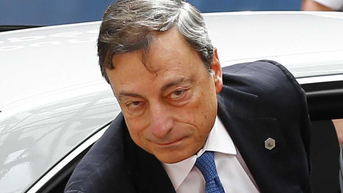 Immagine di Draghi carica di nuovo il bazooka