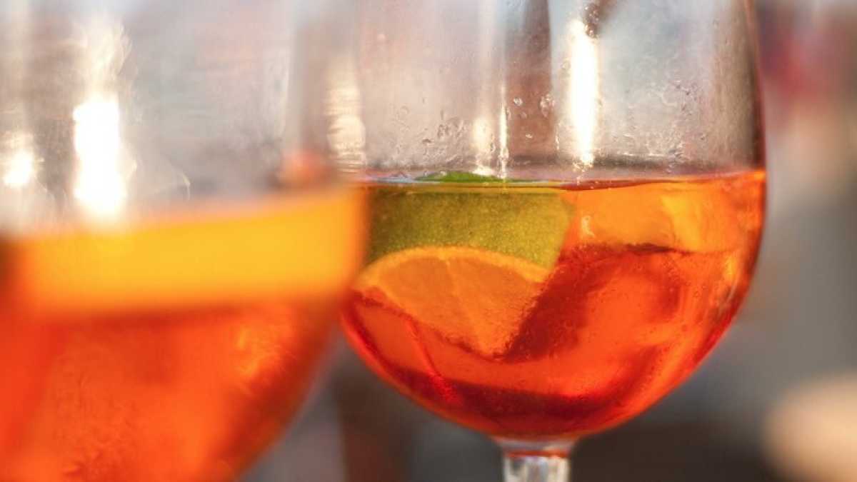 Immagine di Così la crisi economica fiacca anche l'aperitivista più tenace