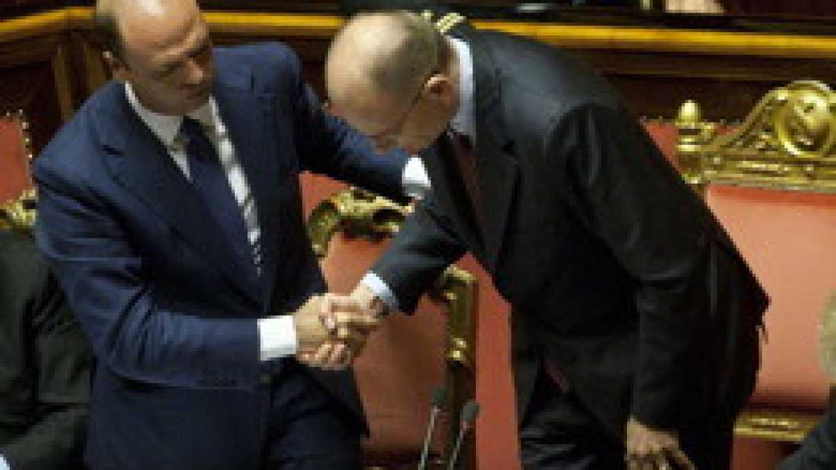 Immagine di Letta ai senatori: "Non c'è responsabilità oggettiva di Alfano"