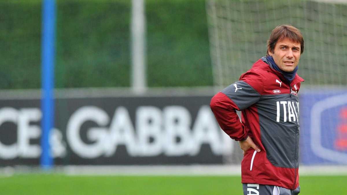 Immagine di Perché Conte dovrà rinunciare agli stage della Nazionale