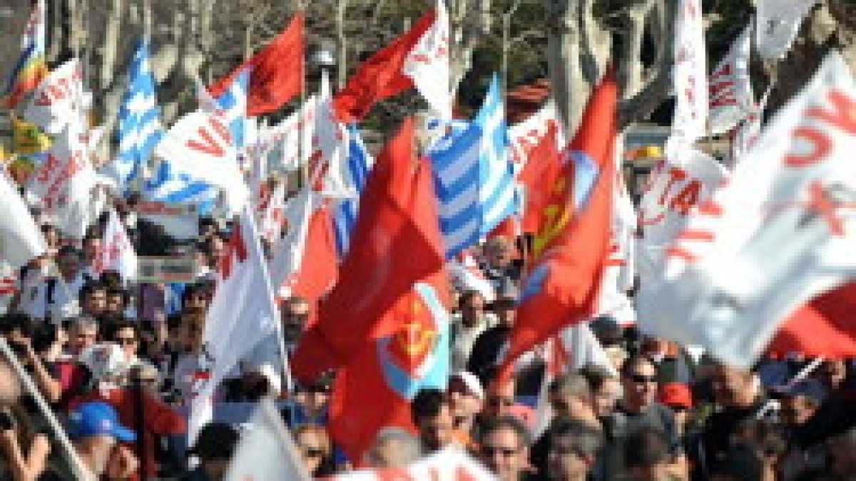 Immagine di Manifestazioni dei No Tav in Val di Susa, un attivista in coma