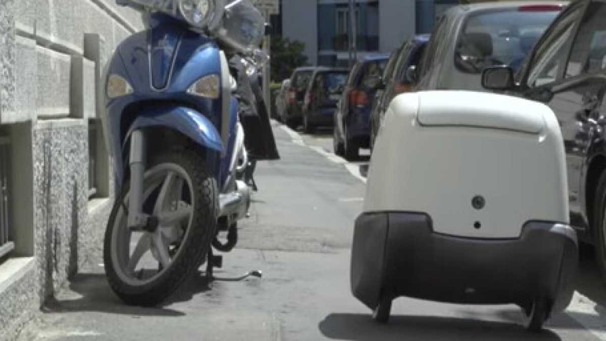 Immagine di L’idea tutta italiana del pony express robot, che sa resistere persino al nostro traffico