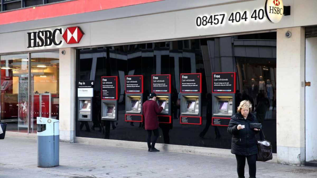 Immagine di Pensioni, scuola e industria. E c'è anche il rischio di una nuova bolla pronta a scoppiare