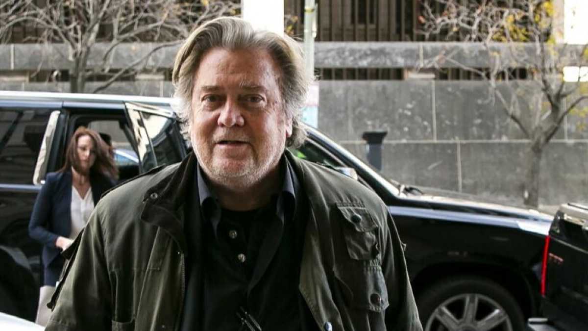 Immagine di L'arresto di Steve Bannon e la confusione nell'elettorato del M5s