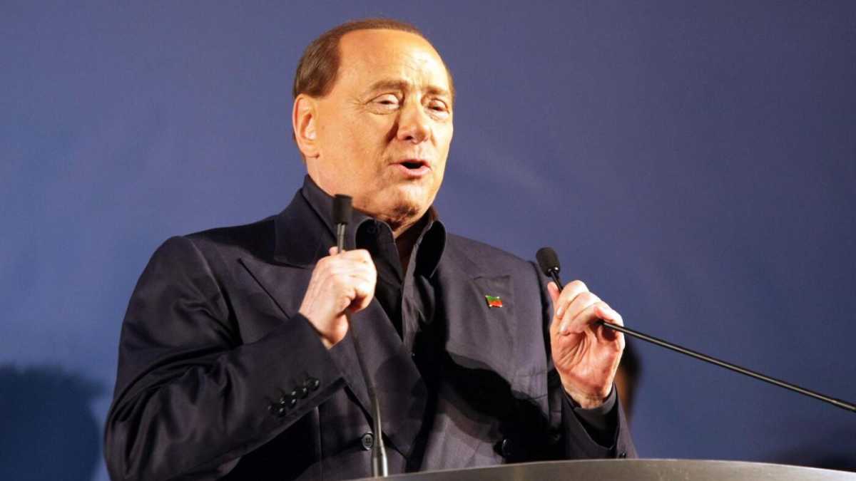 Immagine di FUORI