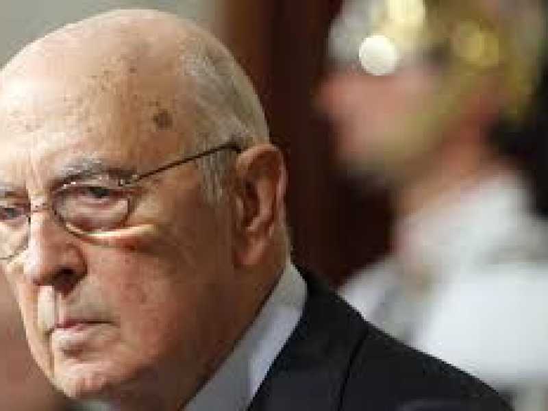 Se anche Napolitano si arrende