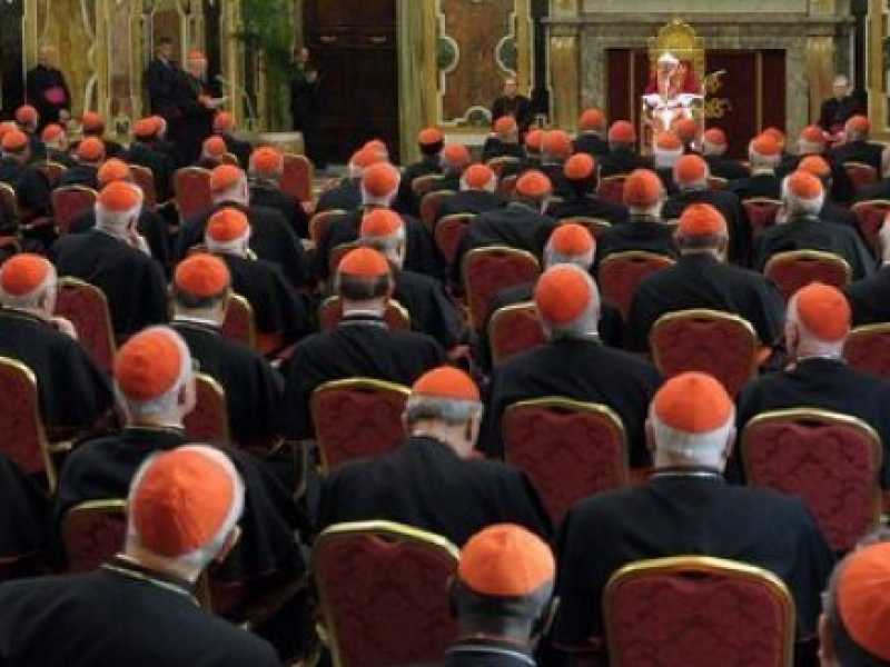 La commissione che per Convenzione fa processi sommari ai preti