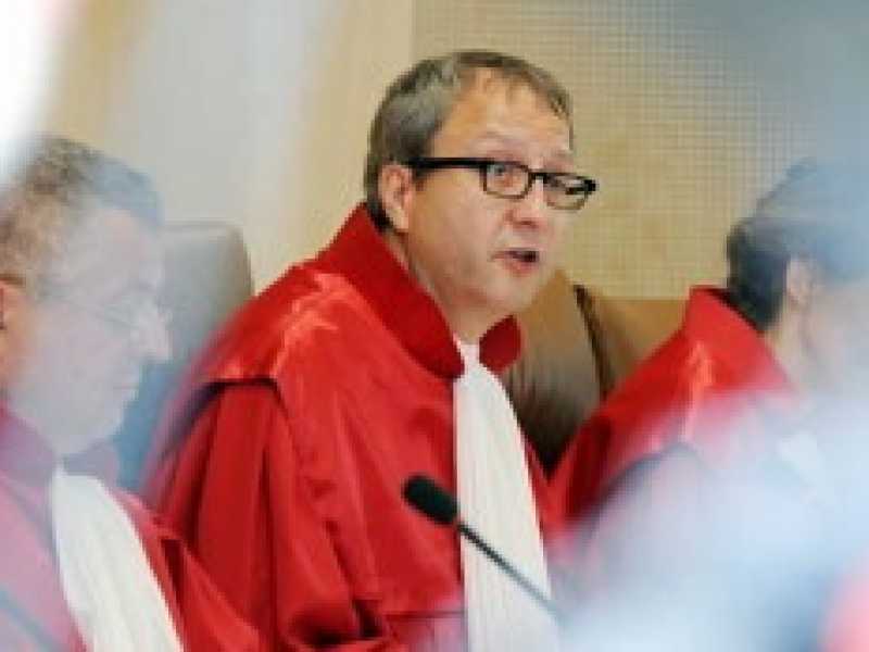 Karlsruhe fa crollare l’ultimo alibi