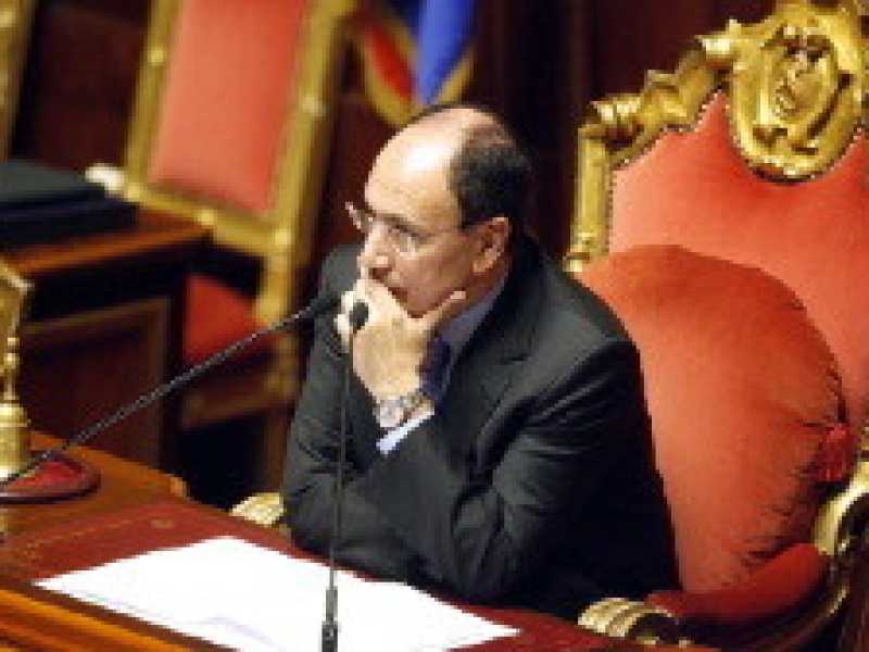 Schifani la dice tutta e invita Berlusconi a non giocare con il caos