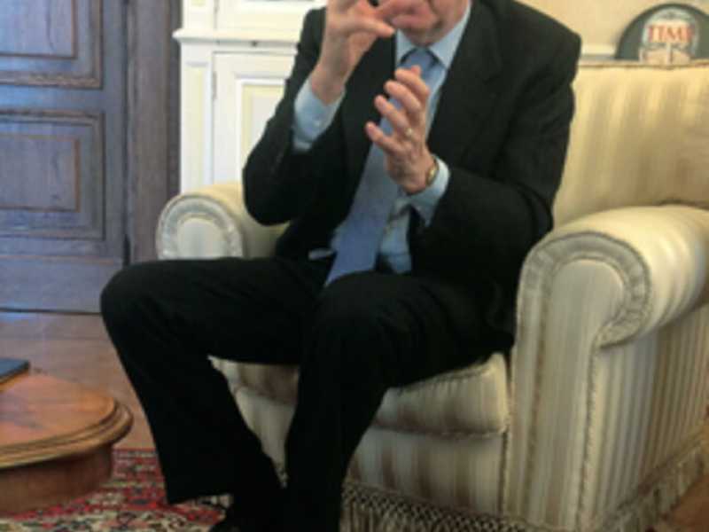 Monti a ruota libera su Renzi & C.