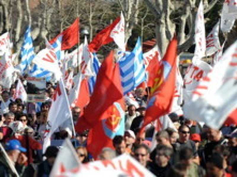 Manifestazioni dei No Tav in Val di Susa, un attivista in coma