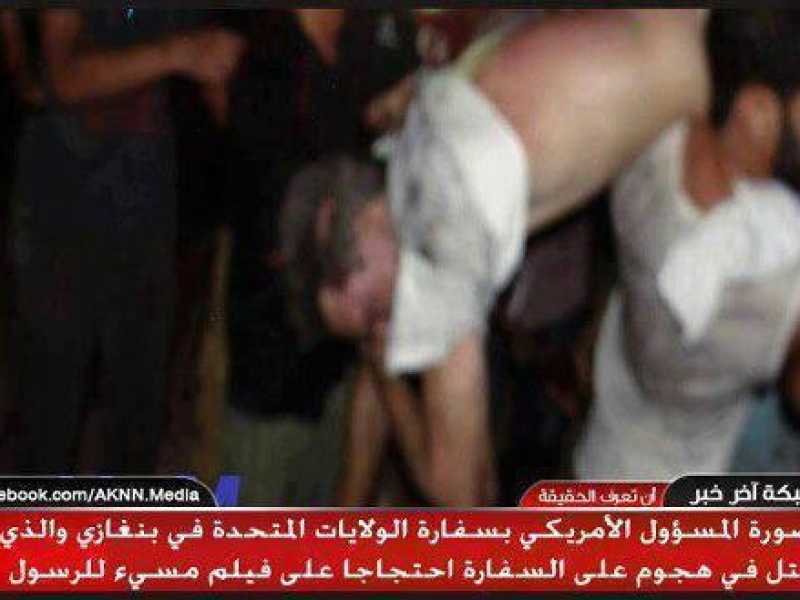 Attacco al consolato in Libia, ucciso l'ambasciatore americano. Washington conferma