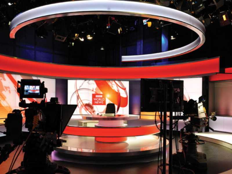 “La Bbc non ha più testa, non ha più cuore, non ha più anima. Soprattutto, non ha più coscienza”, ha sentenziato lo storico Paul Johnson