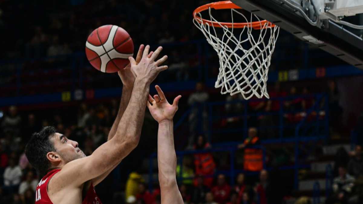 Immagine di Anche il basket riparte, ma così è dura