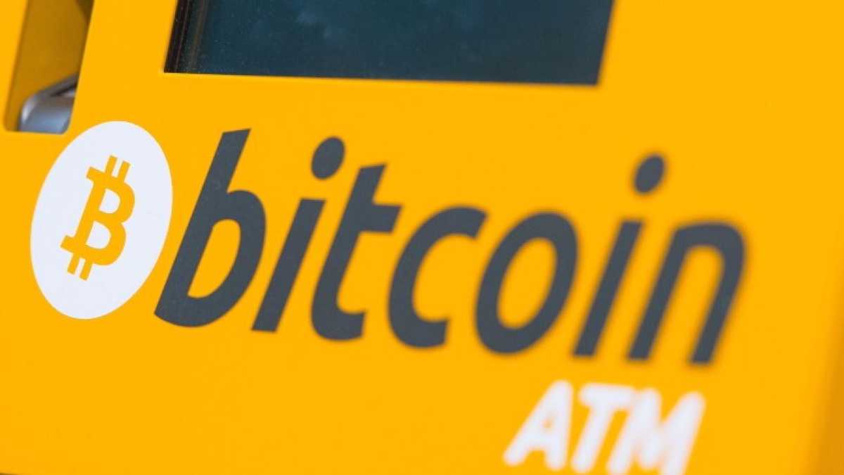 Immagine di Trump contro l'Iran, le elezioni in Austria e la bolla bitcoin. Di cosa parlare stasera a cena