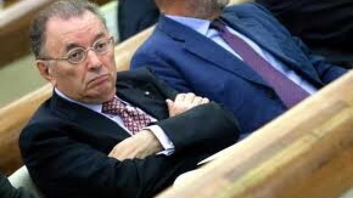 Immagine di Senza padroni-burocrati