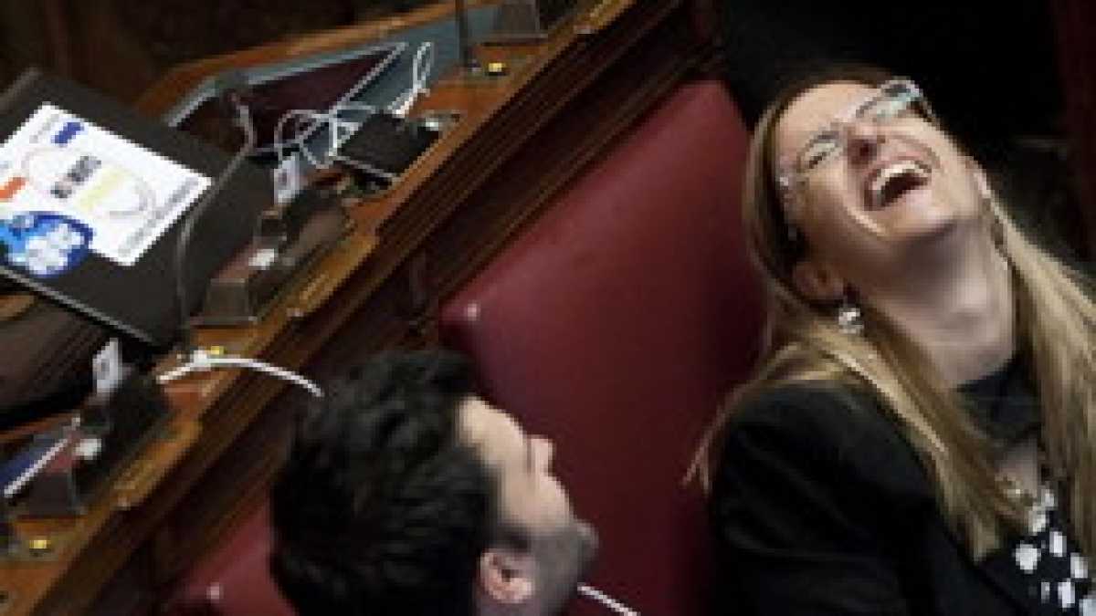 Immagine di Grillo, i soldi, la sindrome caramella
