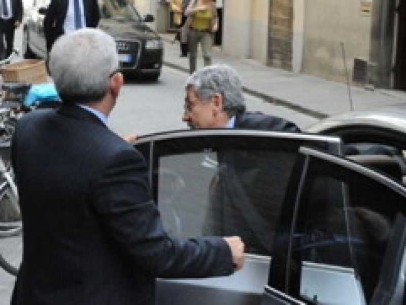 D'Alema dopo l'incontro con Renzi: "Escluderlo è stato un errore"
