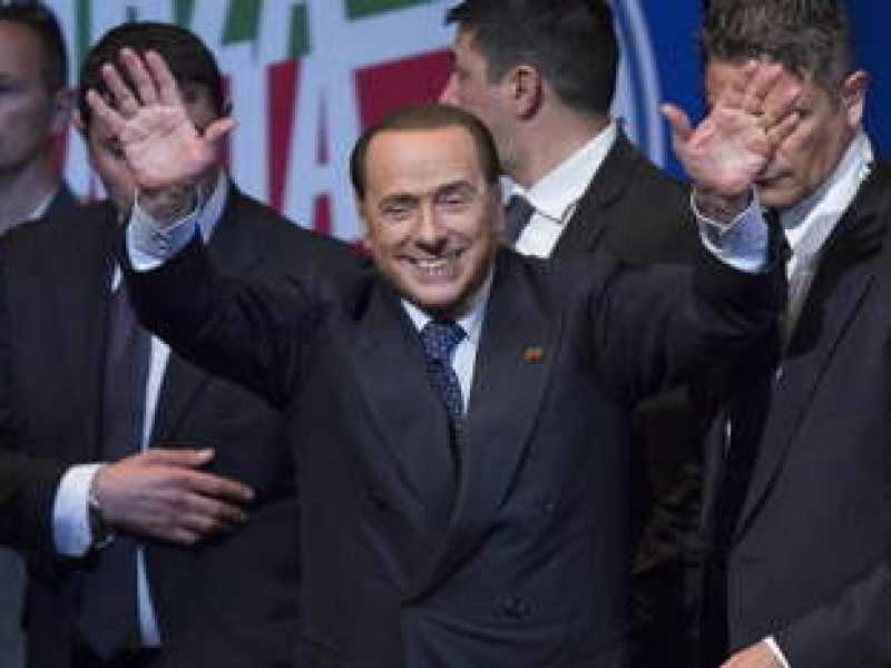 Il Cav. può defilarsi e insistere meglio di prima?
