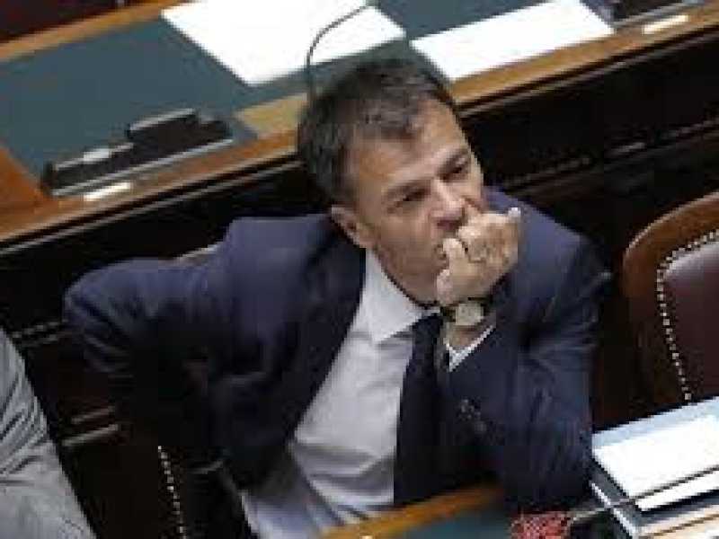 Fassina e il principio di realtà: "C'è chi evade le tasse per sopravvivere"